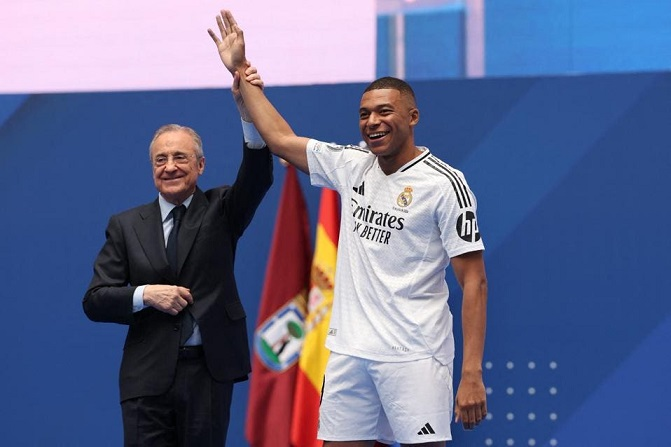 Real Madrid håller officiellt debutceremoni för Mbappe